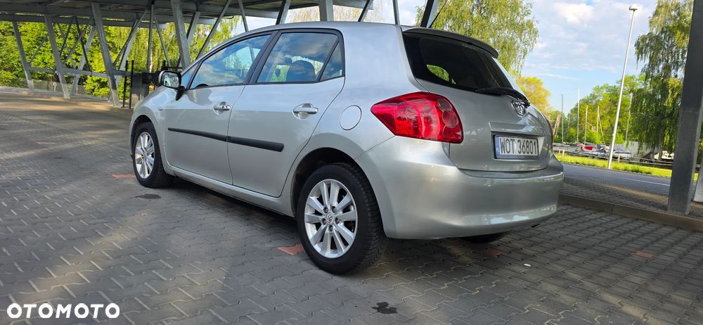 Toyota Auris 2.0 D-4D Premium - 12