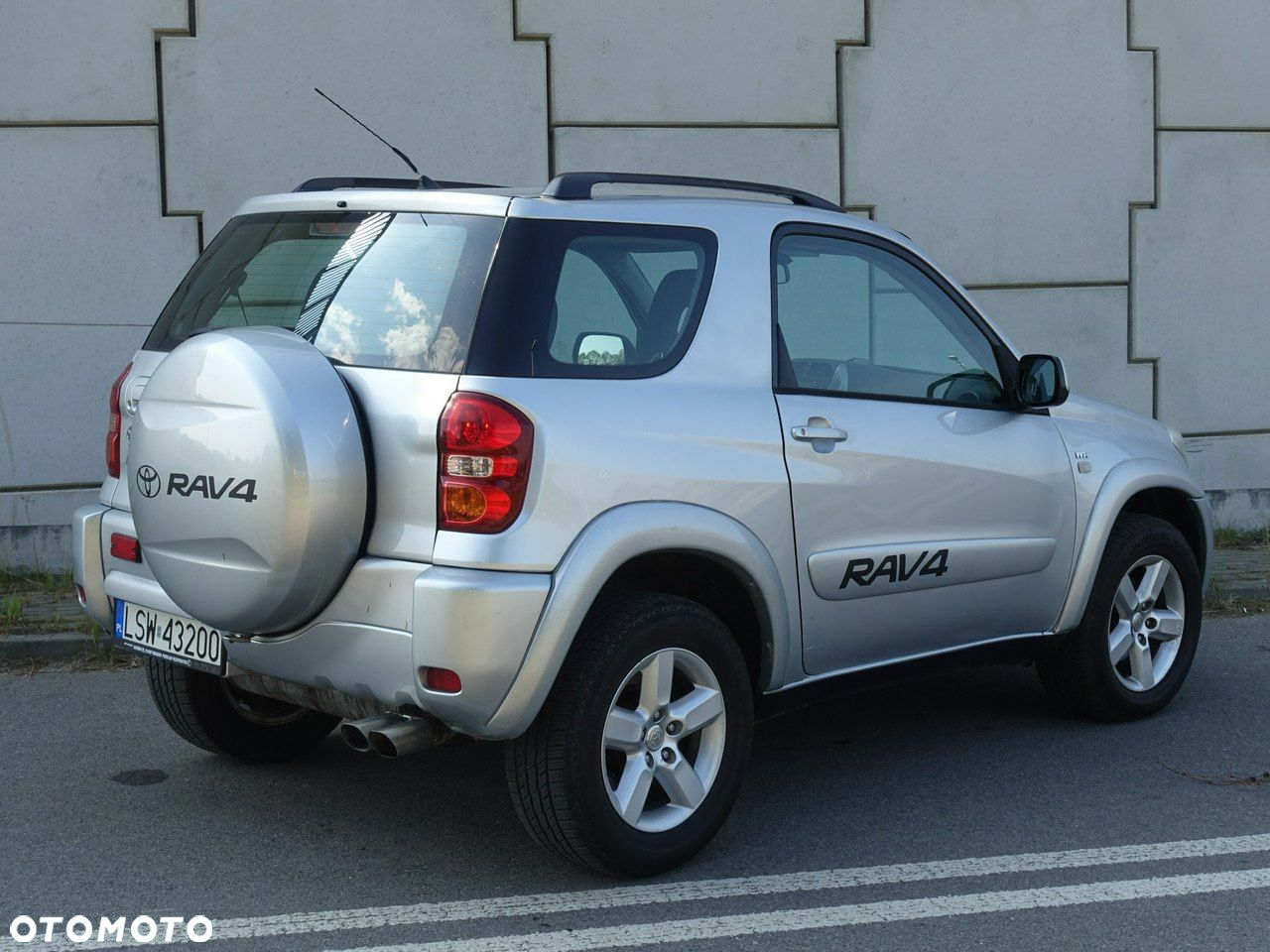 Toyota RAV4 - 9