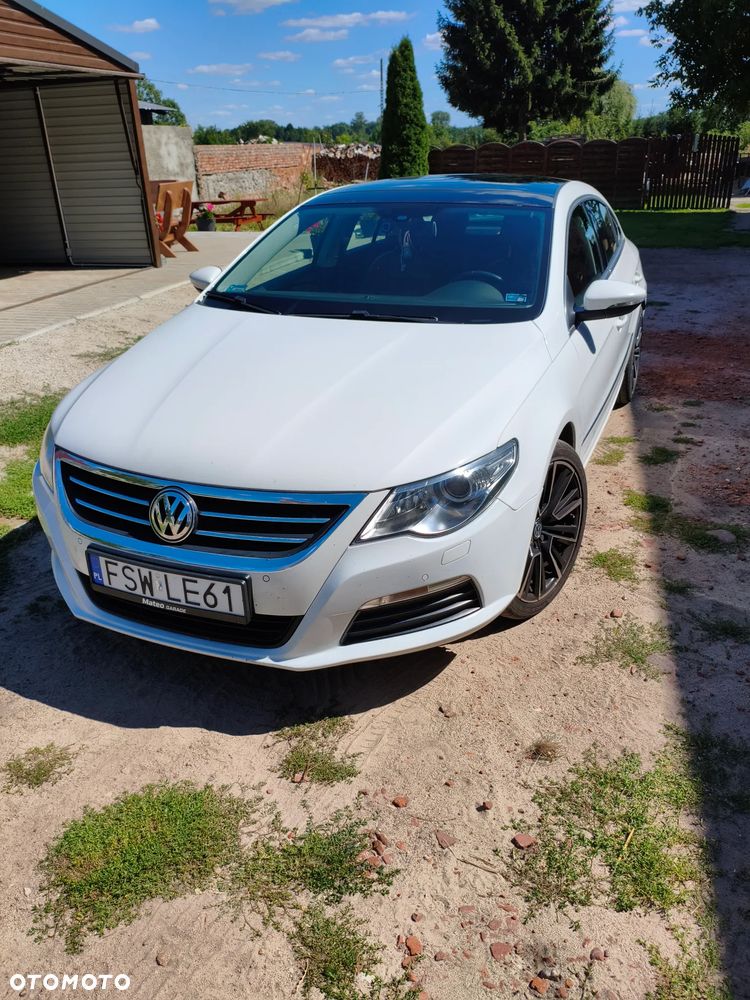 Volkswagen Passat 1.8 TSI Individual - 1