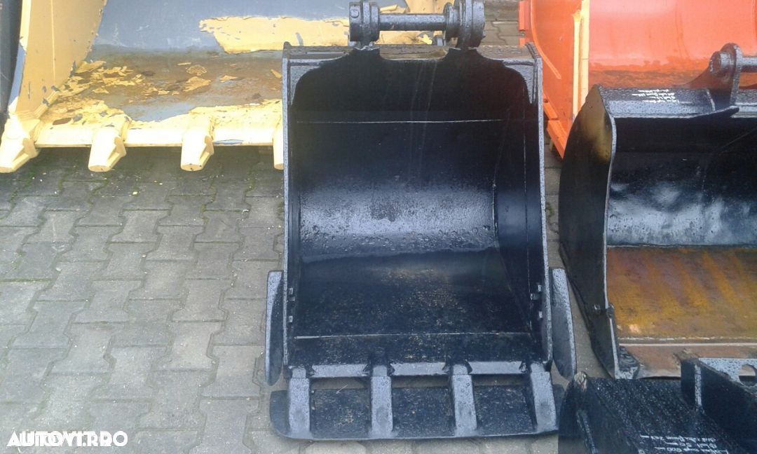 Cupa Caterpillar cu latime 800 mm - 1
