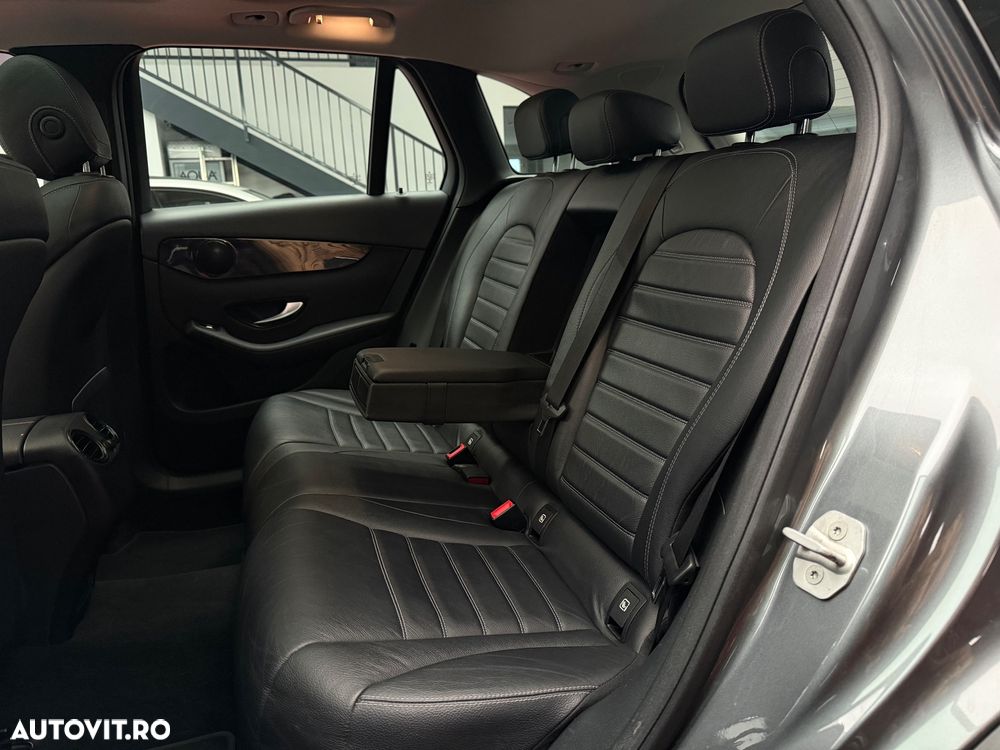 Mercedes-Benz GLC 220 d 4MATIC 9G-TRONIC - 24