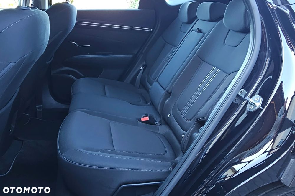 Hyundai Tucson 1.6 CRDi 48V-Hybrid 2WD DCT Select - 19