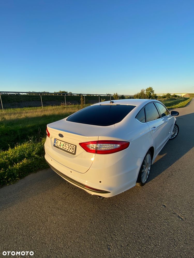 Ford Fusion - 14