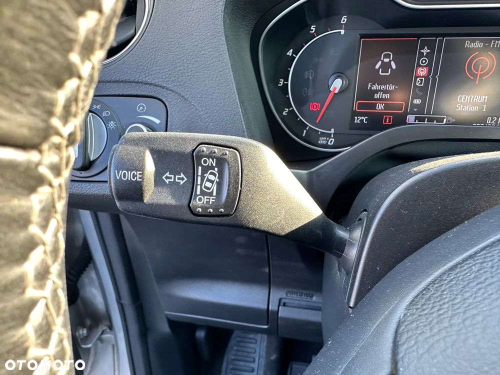 Ford S-Max 2.0 TDCi DPF Titanium - 23