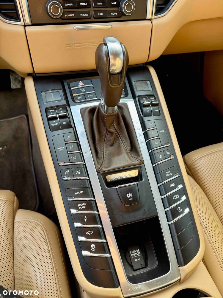 Porsche Macan - 19