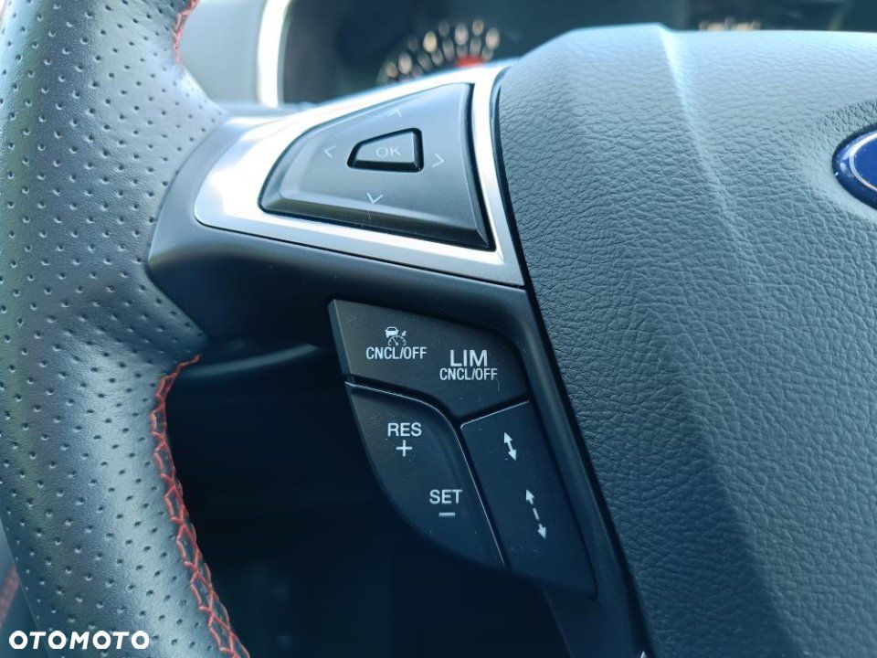Ford S-Max - 15
