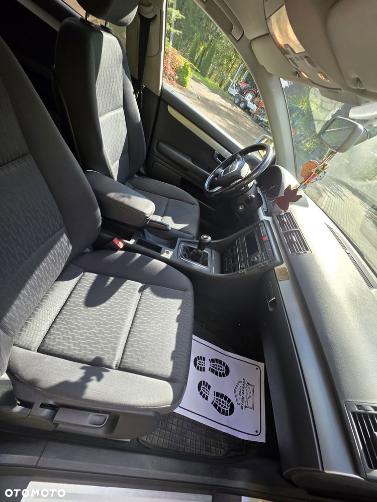 Audi A4 Avant 1.9 TDI - 8