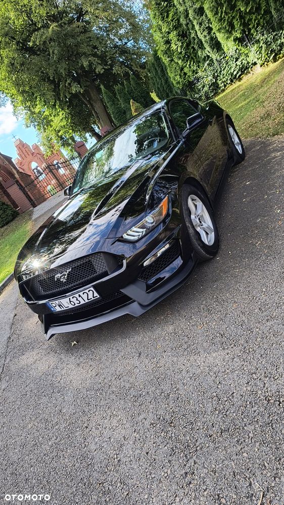 Ford Mustang 3.7 V6 - 1