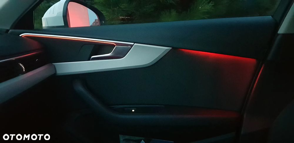 Audi A4 Avant 35 TFSI Sport S tronic - 9