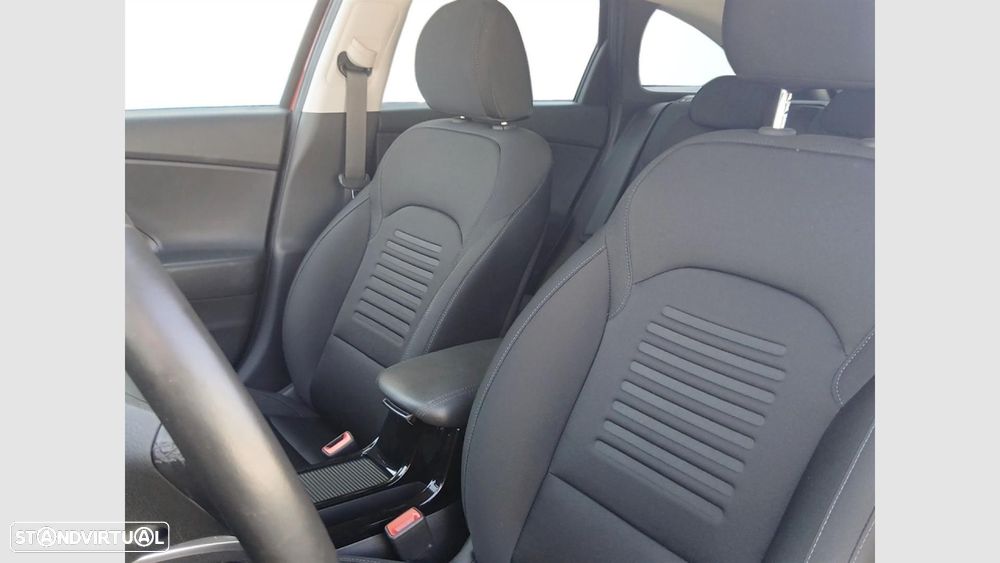 Hyundai i30 1.0 T-GDI Style Plus — fotografia 12