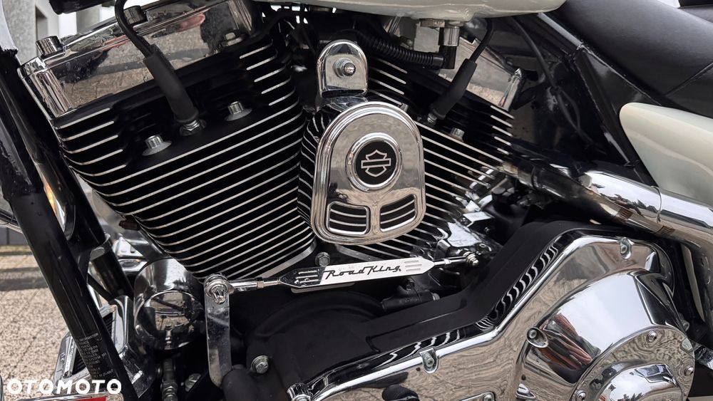 Harley-Davidson Touring Road King - 3