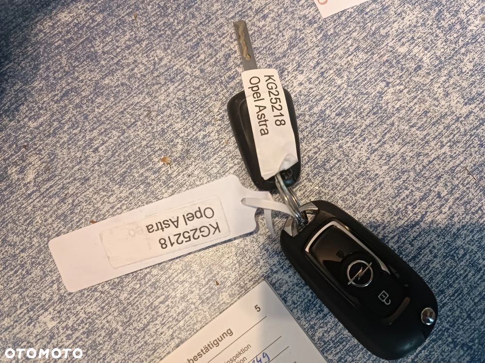 Opel Astra 1.4 T GPF Dynamic S&S - 9