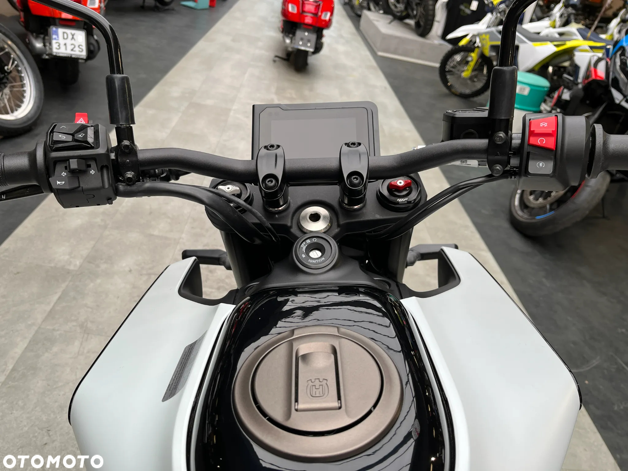 Husqvarna Vitpilen - 8