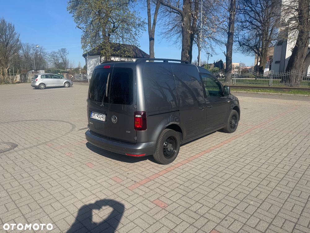 Volkswagen Caddy - 9