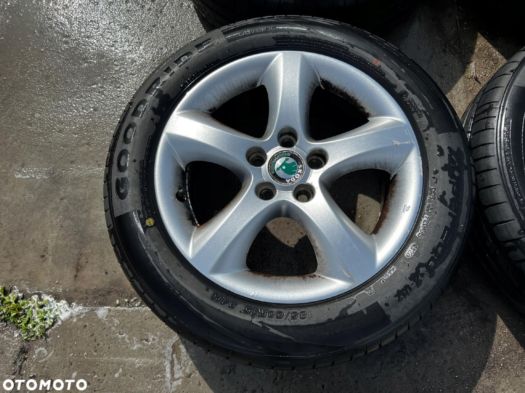 KOŁA FELGI OPONY LETNIE SKODA FABIA II 185/60 R15 - 2