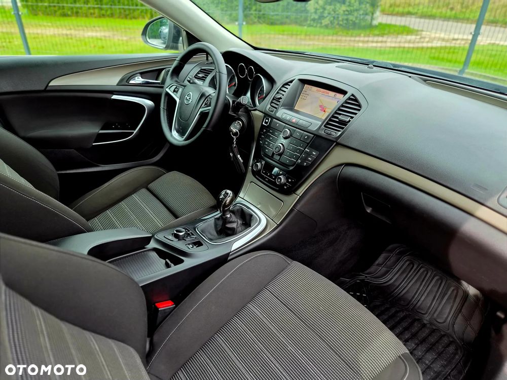 Opel Insignia - 28