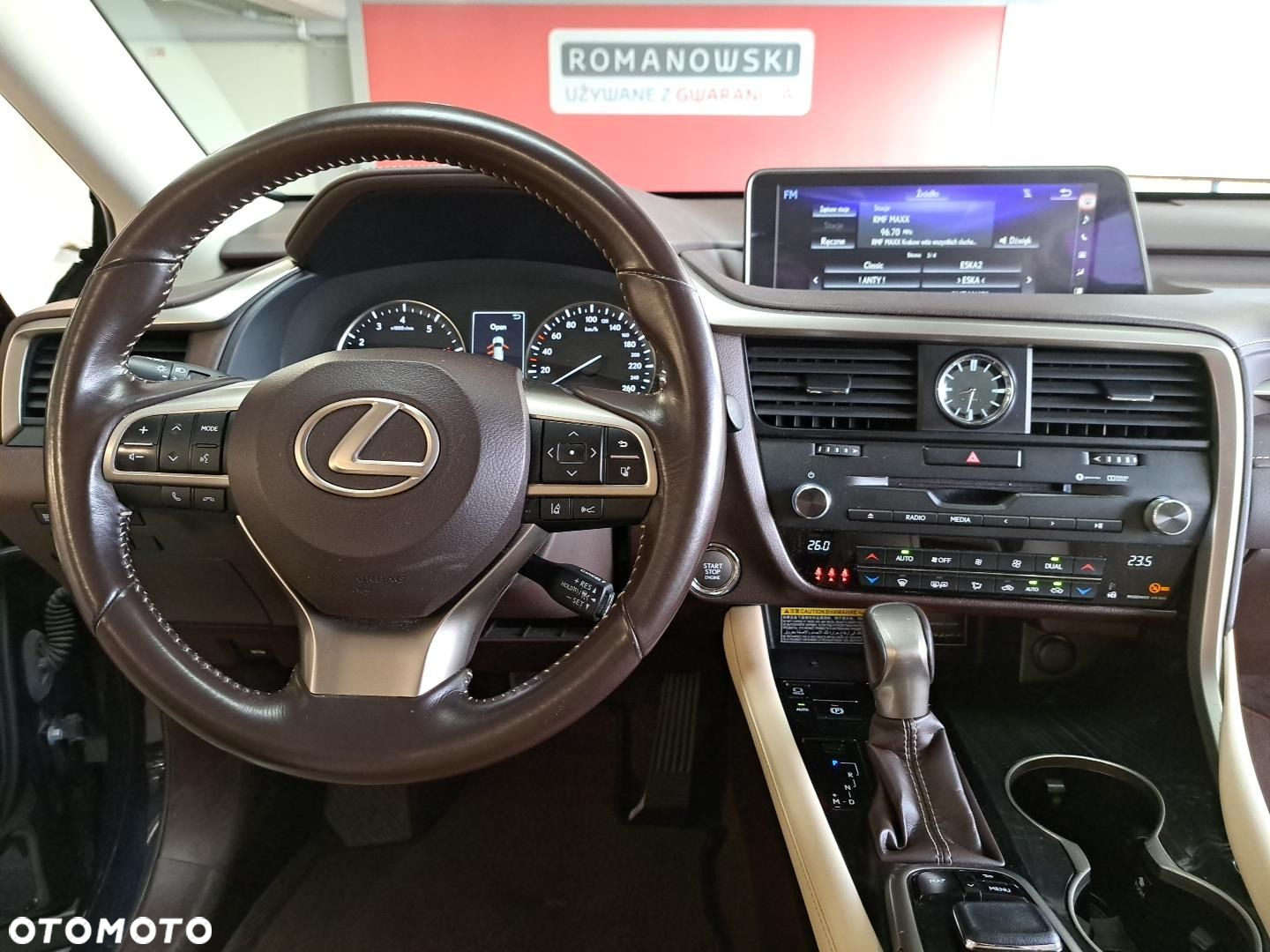Lexus RX - 18