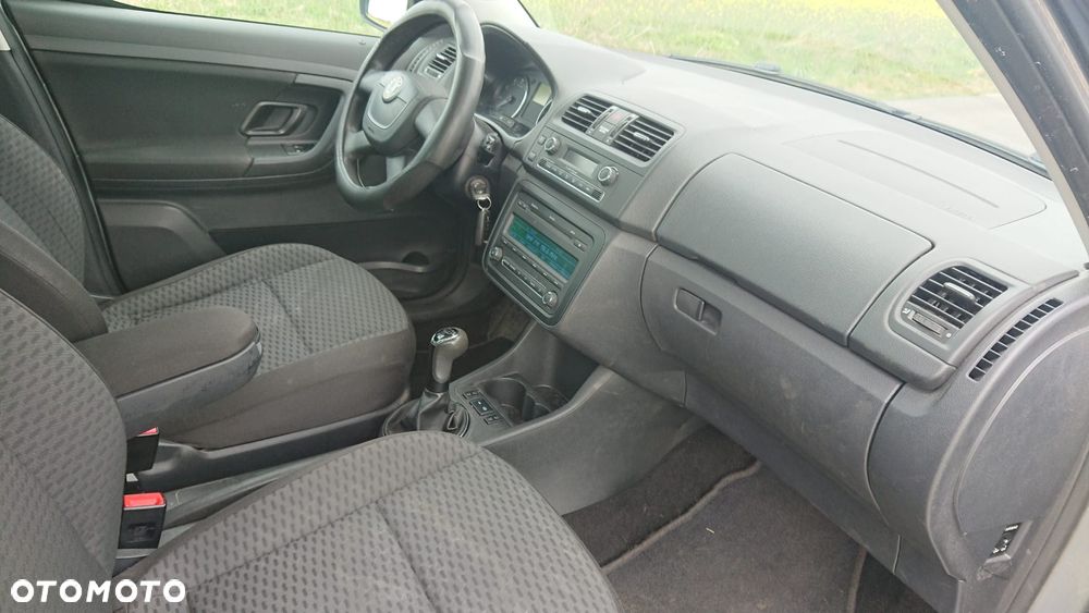 Skoda Roomster 1.2 TSI Comfort PLUS EDITION - 9