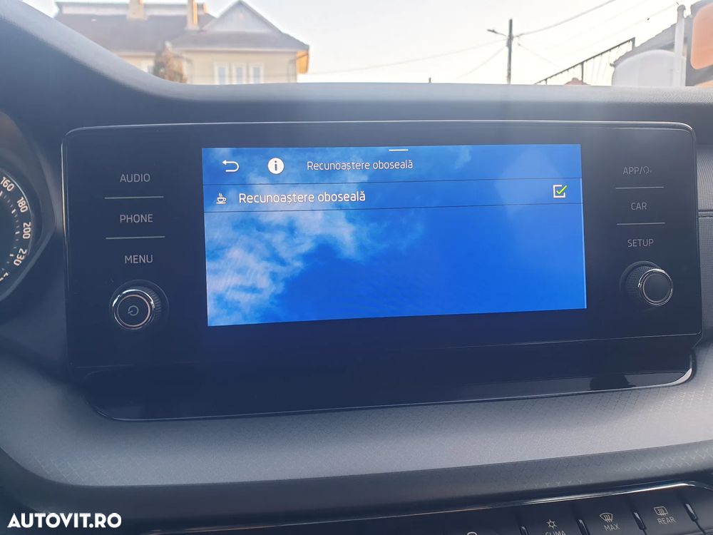 Skoda Octavia 2.0 TDI DSG Ambition - 28