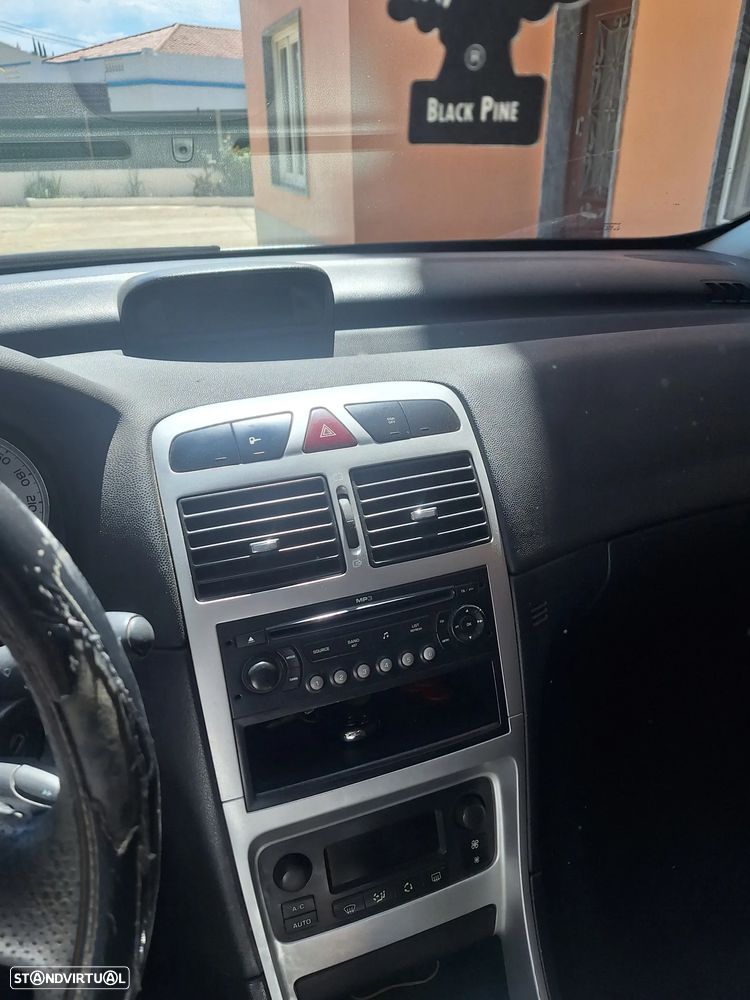 Peugeot 307 SW 1.6 HDi FAP Executive - 8