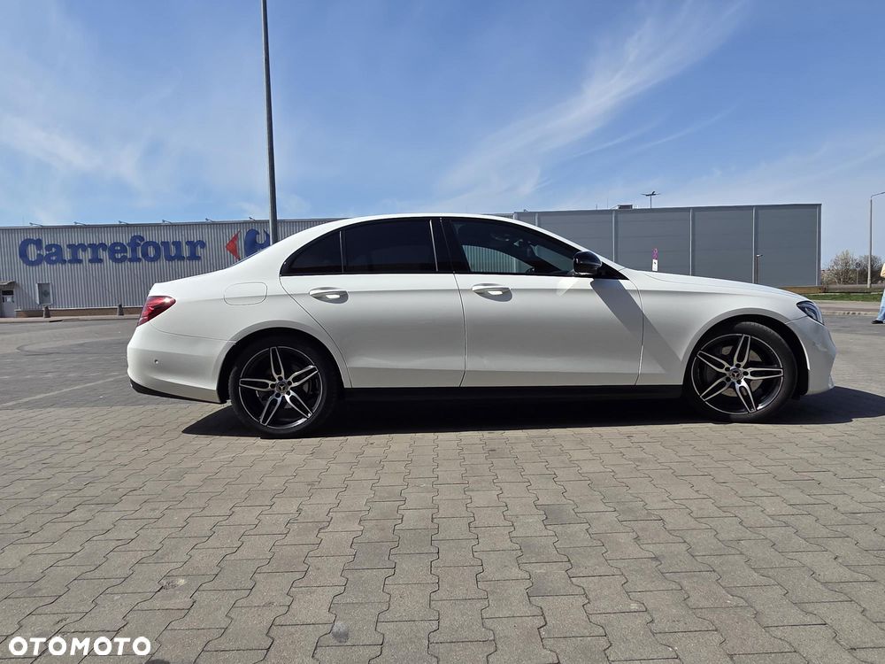 Mercedes-Benz Klasa E 220 d 4-Matic 9G-TRONIC - 8