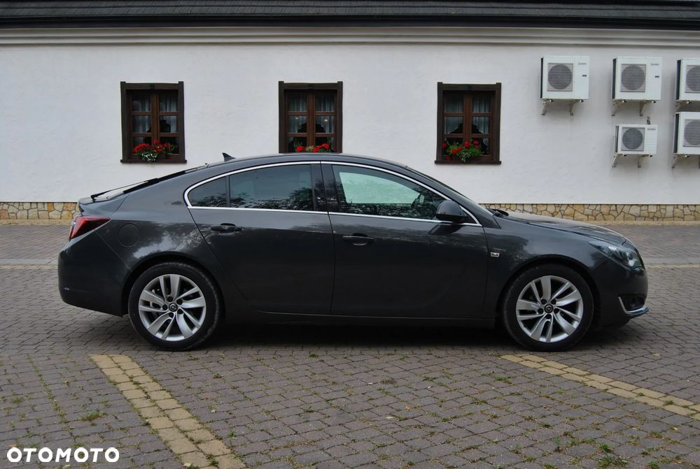 Opel Insignia 2.0 CDTI Cosmo S&S - 13