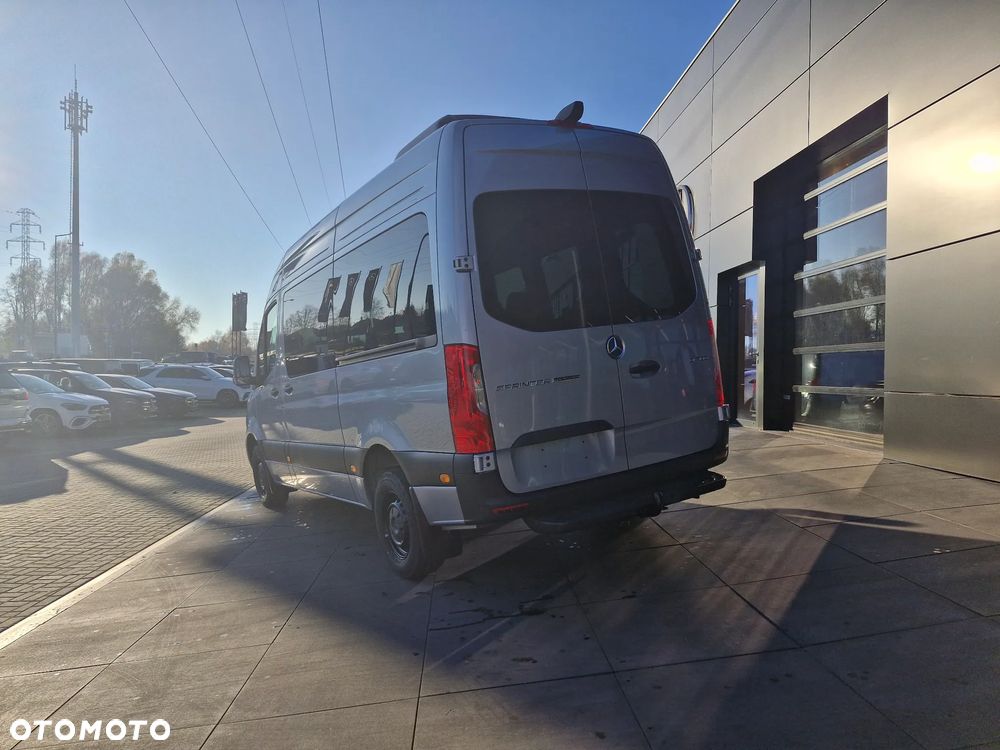 Mercedes-Benz Sprinter - 6