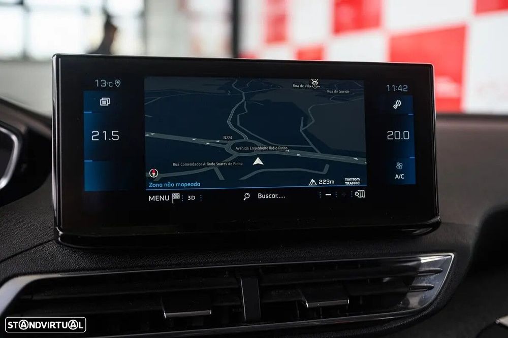 Peugeot 5008 1.5 BlueHDi Allure EAT8 - 44