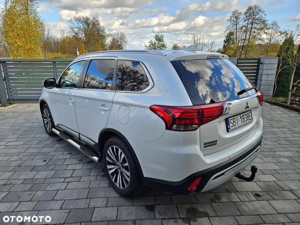 Mitsubishi Outlander 2.0 Instyle SDA 4WD CVT - 6