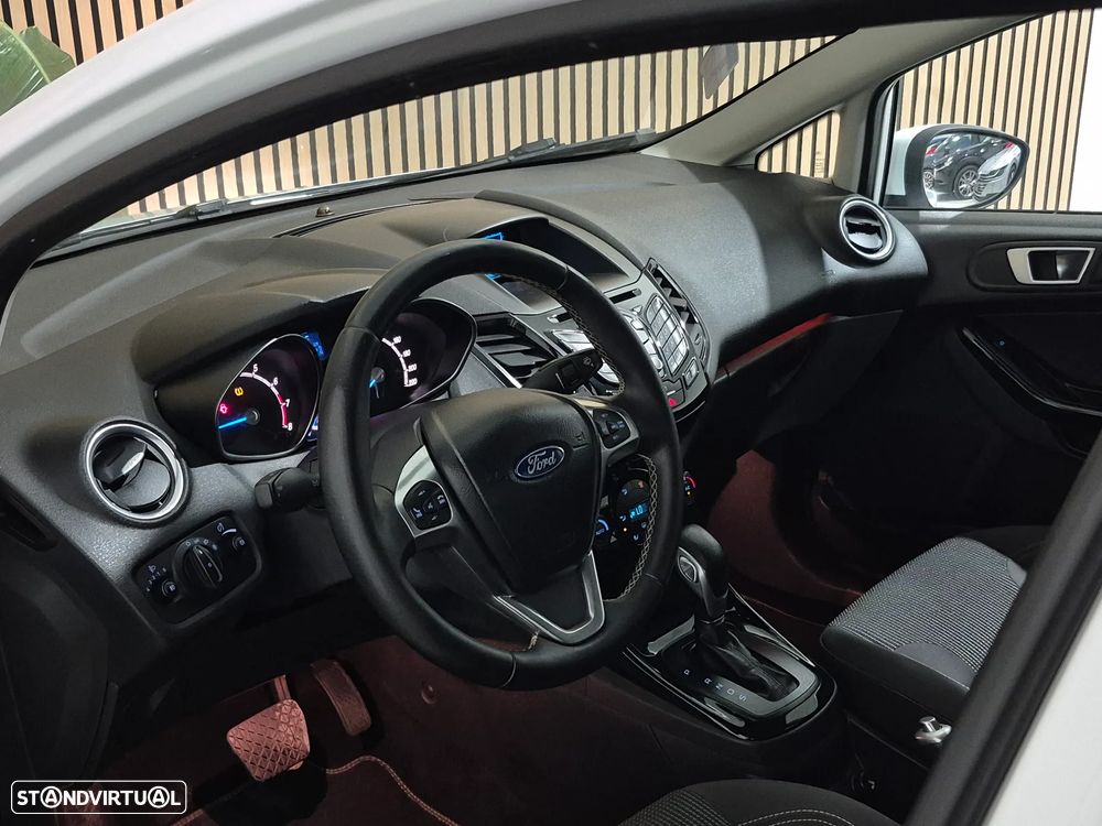 Ford Fiesta 1.0 T EcoBoost Titanium PowerShift - 17