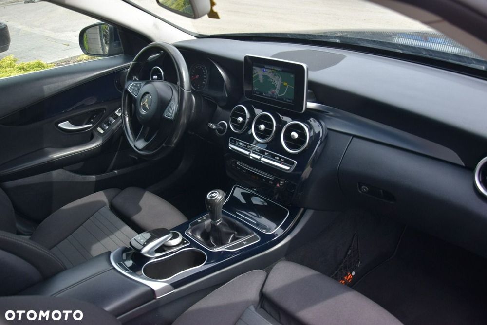 Mercedes-Benz Klasa C - 39