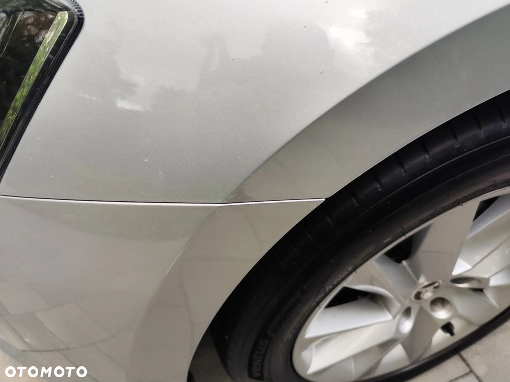 Skoda Superb 2.0 TDI SCR 4x4 Style DSG - 32