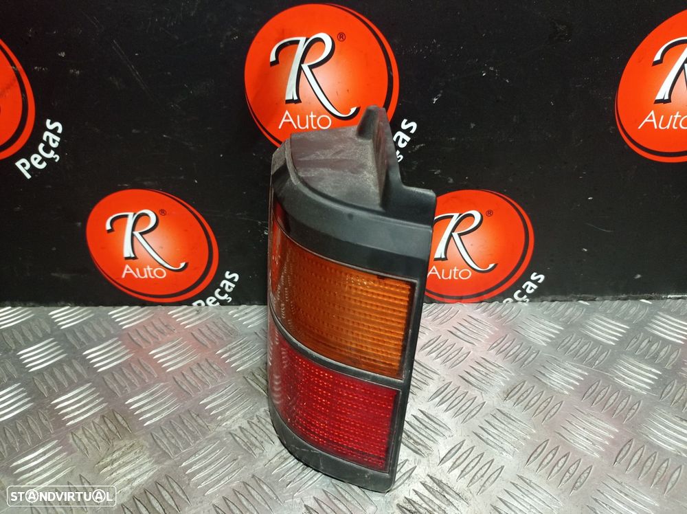 Farolim Stop Dto Volkswagen Passat (3A2, 35I) - 2