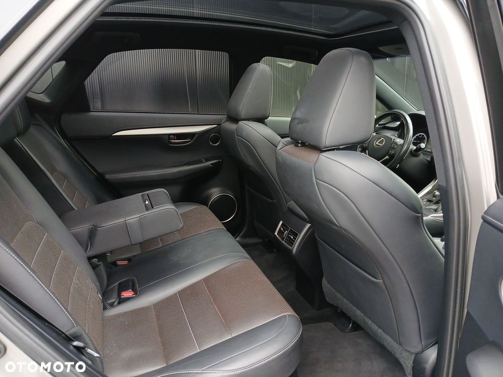 Lexus NX 300 F Sport AWD - 28