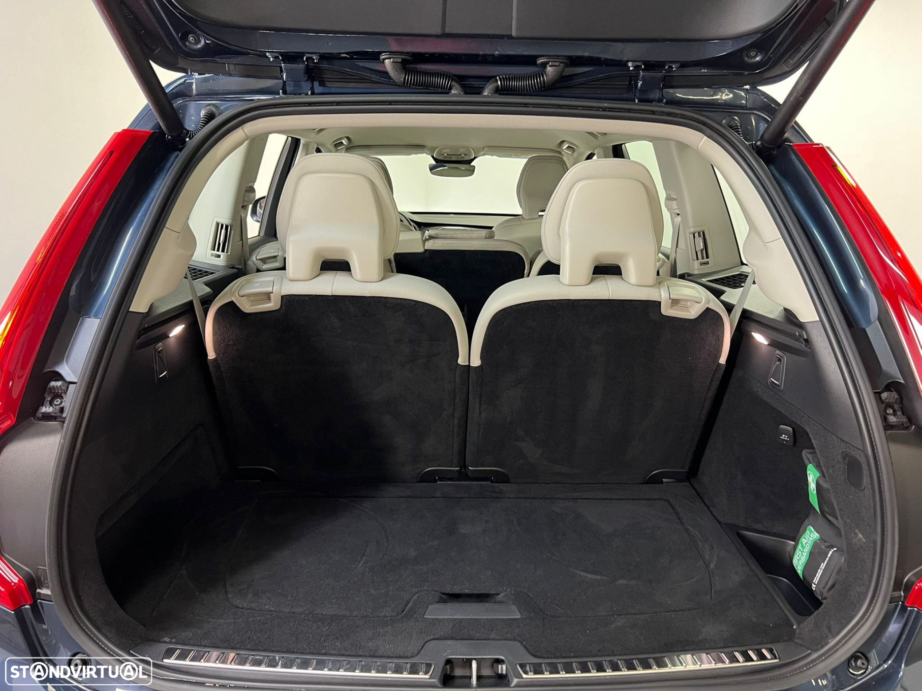 Volvo XC 90 - 23