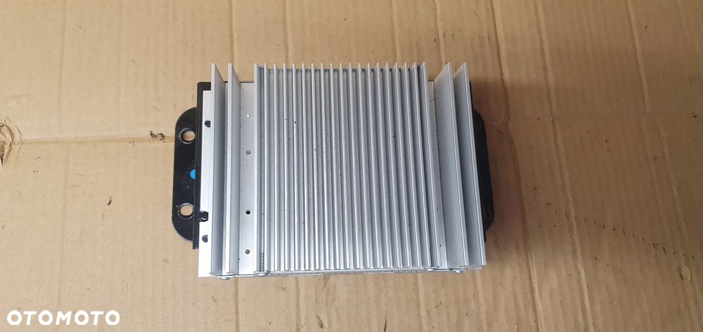Wzmacniacz radia nawigacji Hyundai ix35 963702Y000 - 1