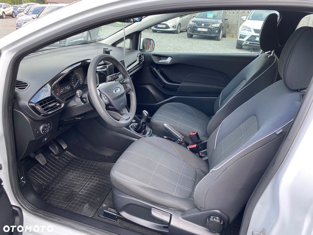 Ford Fiesta 1.1 S&S TREND - 9