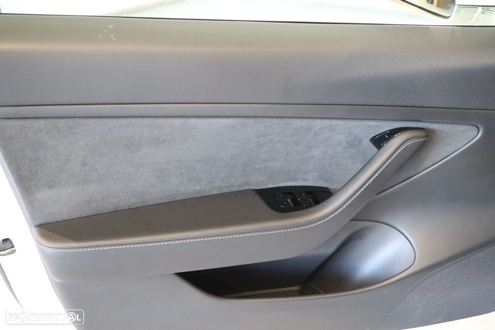 Tesla Model 3 Long Range AWD Dual Motor - 14