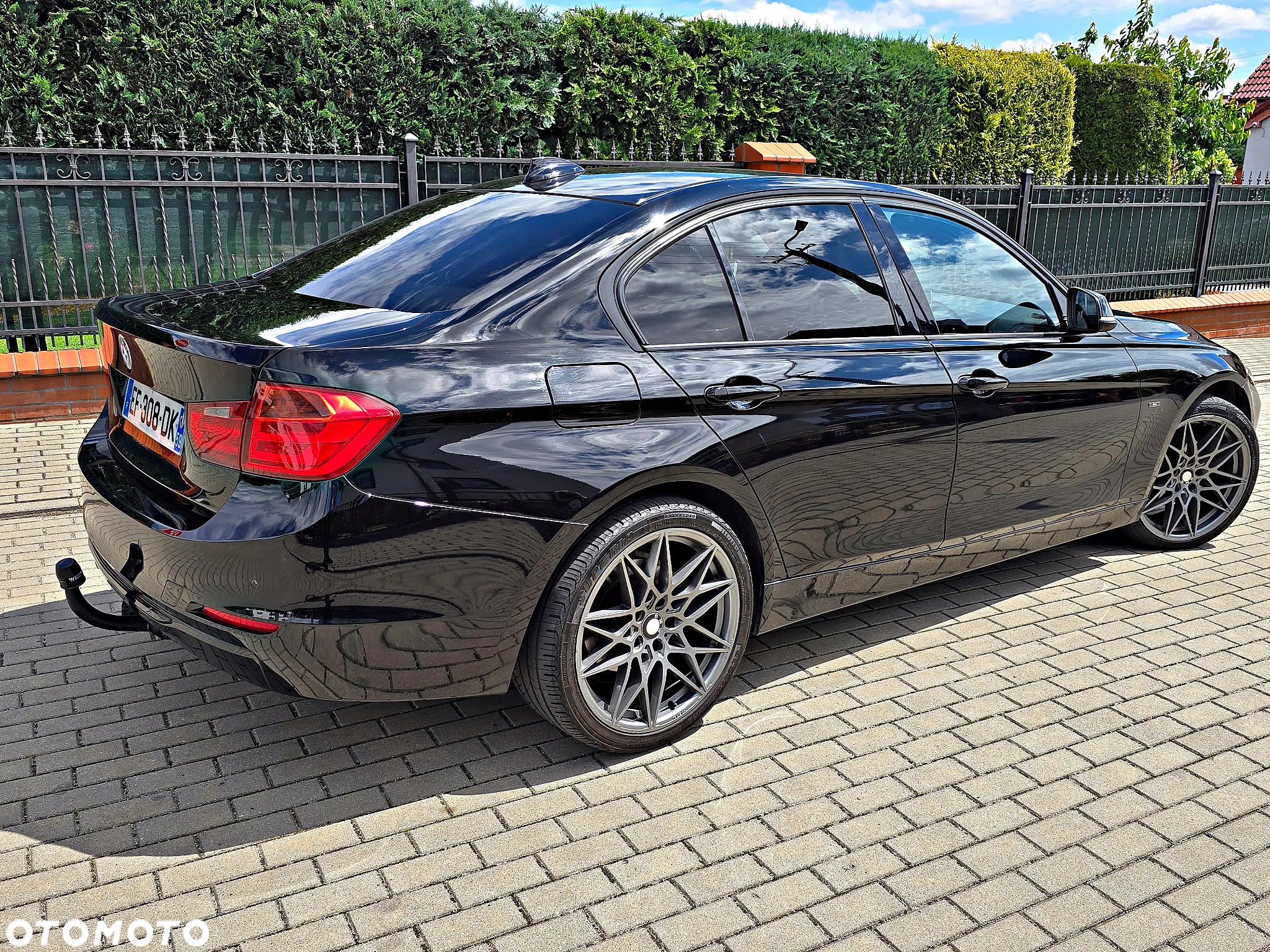 BMW Seria 3 320d Sport Line - 10