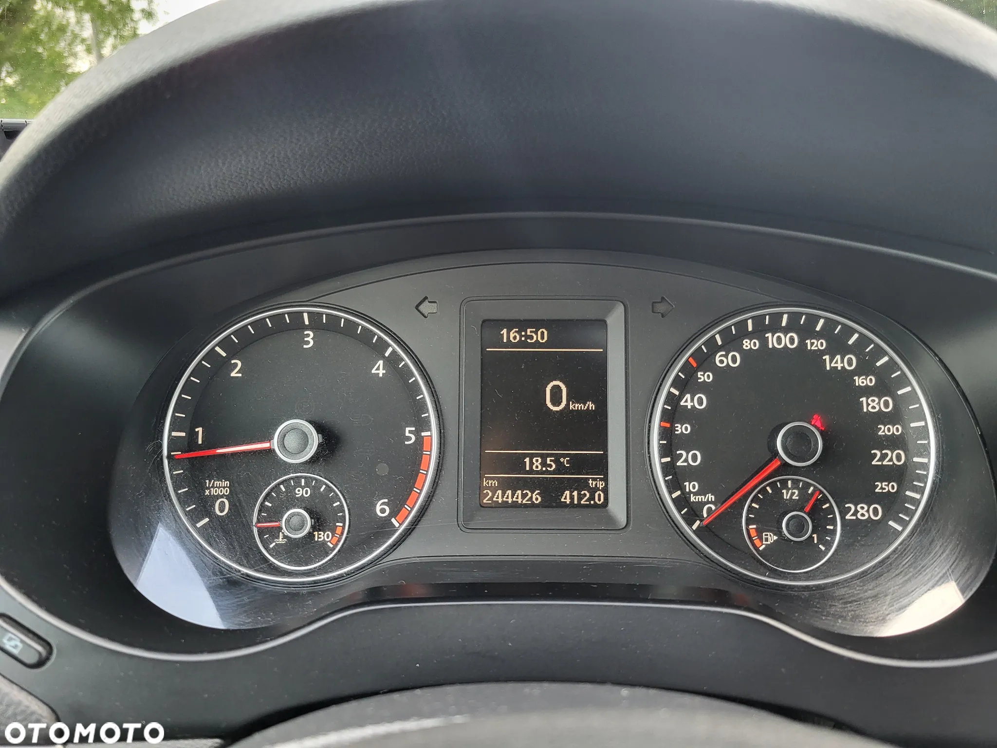 Volkswagen Jetta 1.6 TDI Highline - 14