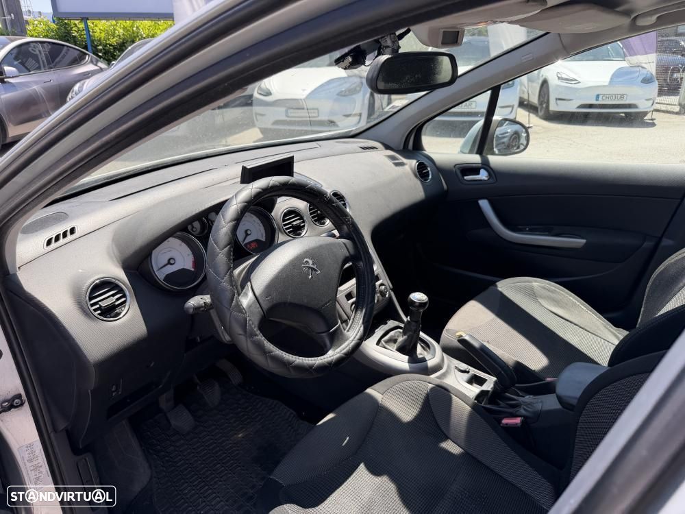 Peugeot 308 1.4 16V Premium - 5