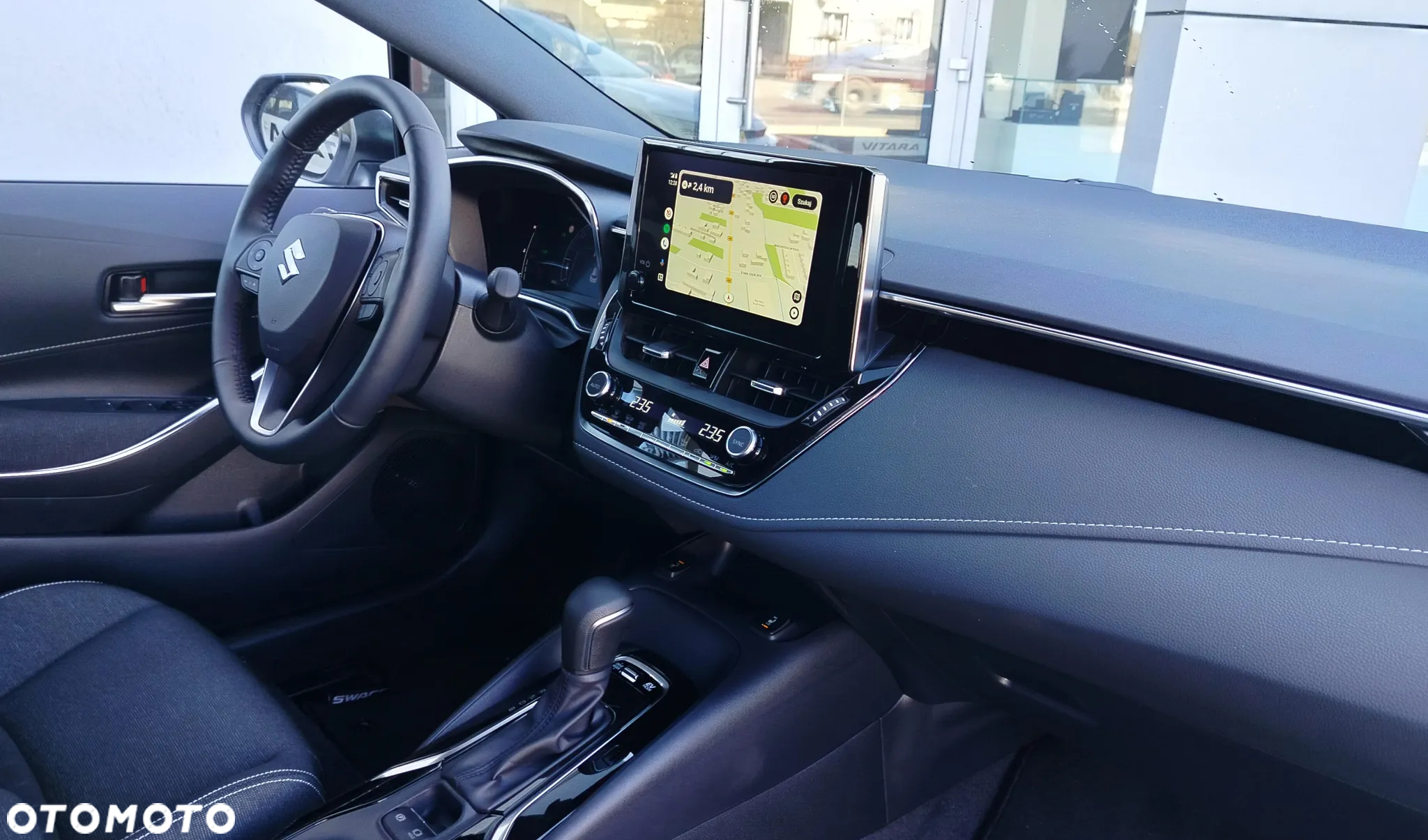 Suzuki Swace 1.8 Hybrid Premium Plus CVT - 8
