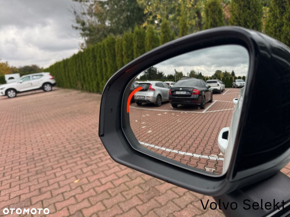 Volvo XC 40 - 22