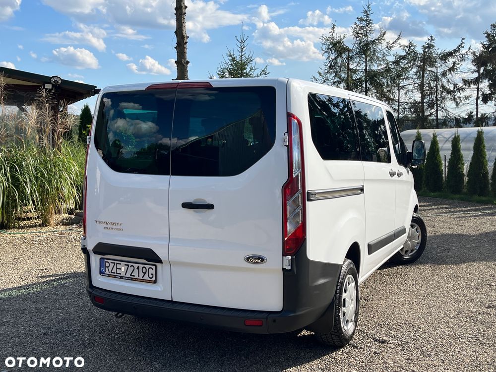 Ford Transit Custom - 19