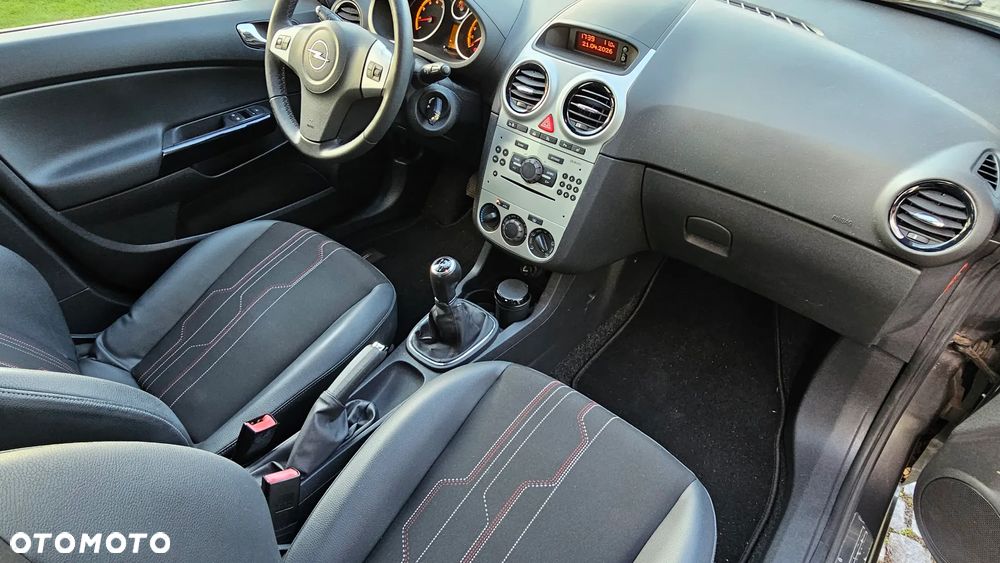 Opel Corsa 1.4 16V Color Elegance - 16