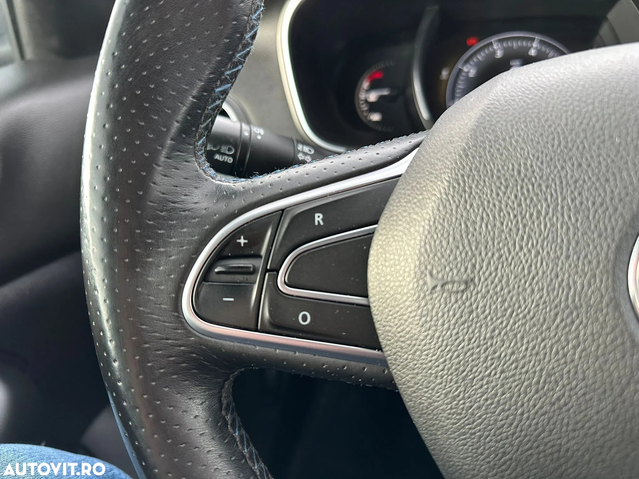 Renault Megane ENERGY TCe 130 GT LINE - 30