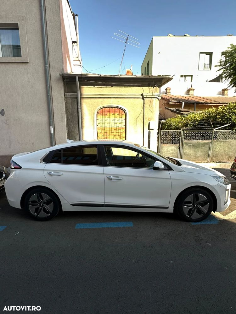 Hyundai IONIQ Hybrid 141CP Exclusive - 11