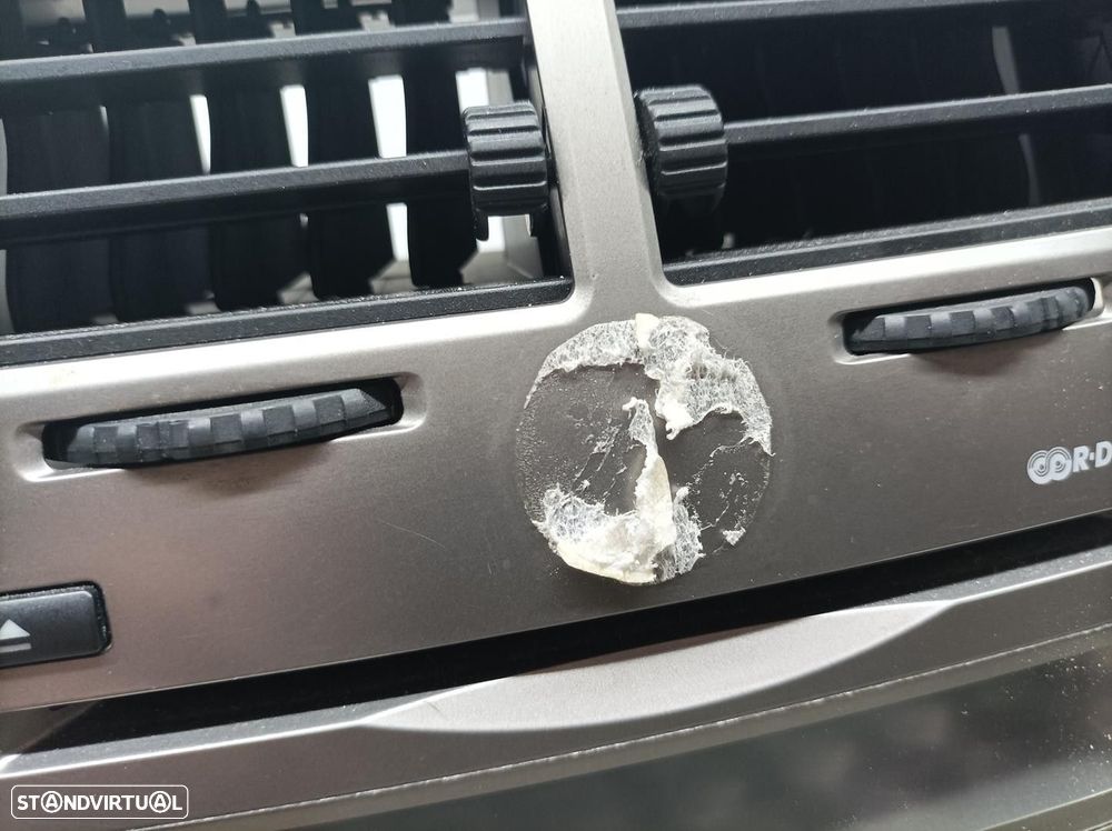 SISTEMA AUDIO / RADIO CD TOYOTA YARIS 2010 - 1