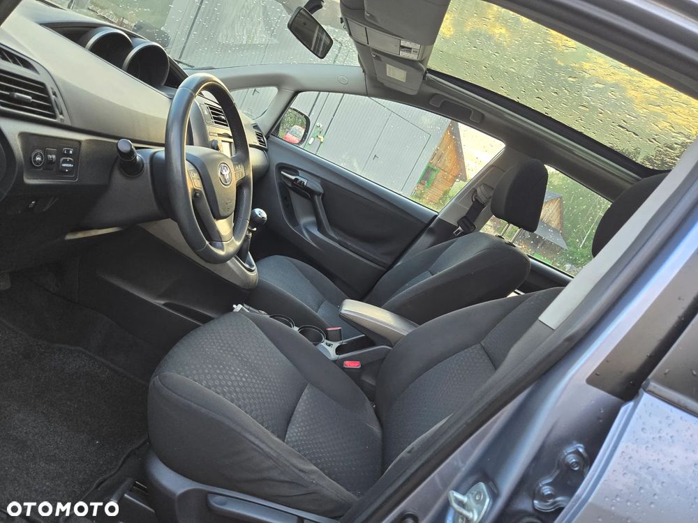 Toyota Verso 1.8 Sol - 7