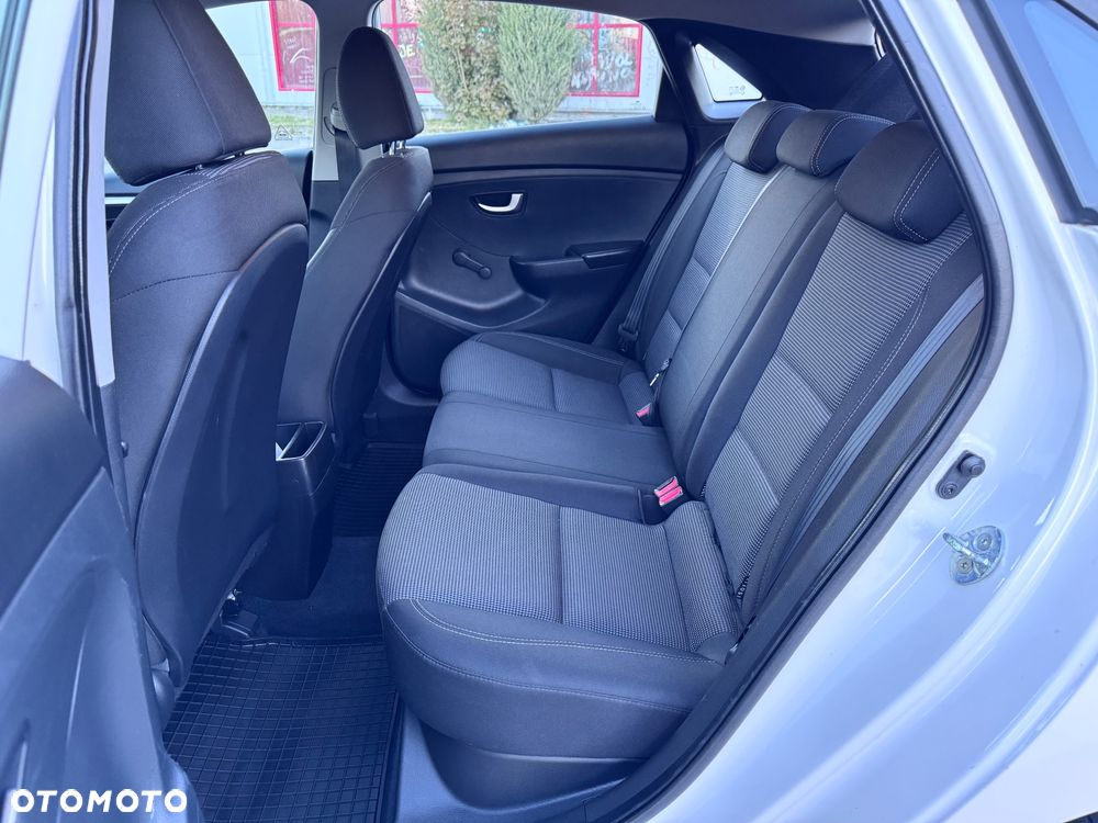Hyundai i30 - 36